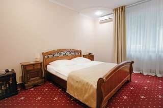 Отель Камелот Каменица Стандартный двухместный номер с 1 кроватью или 2 отдельными кроватями-13